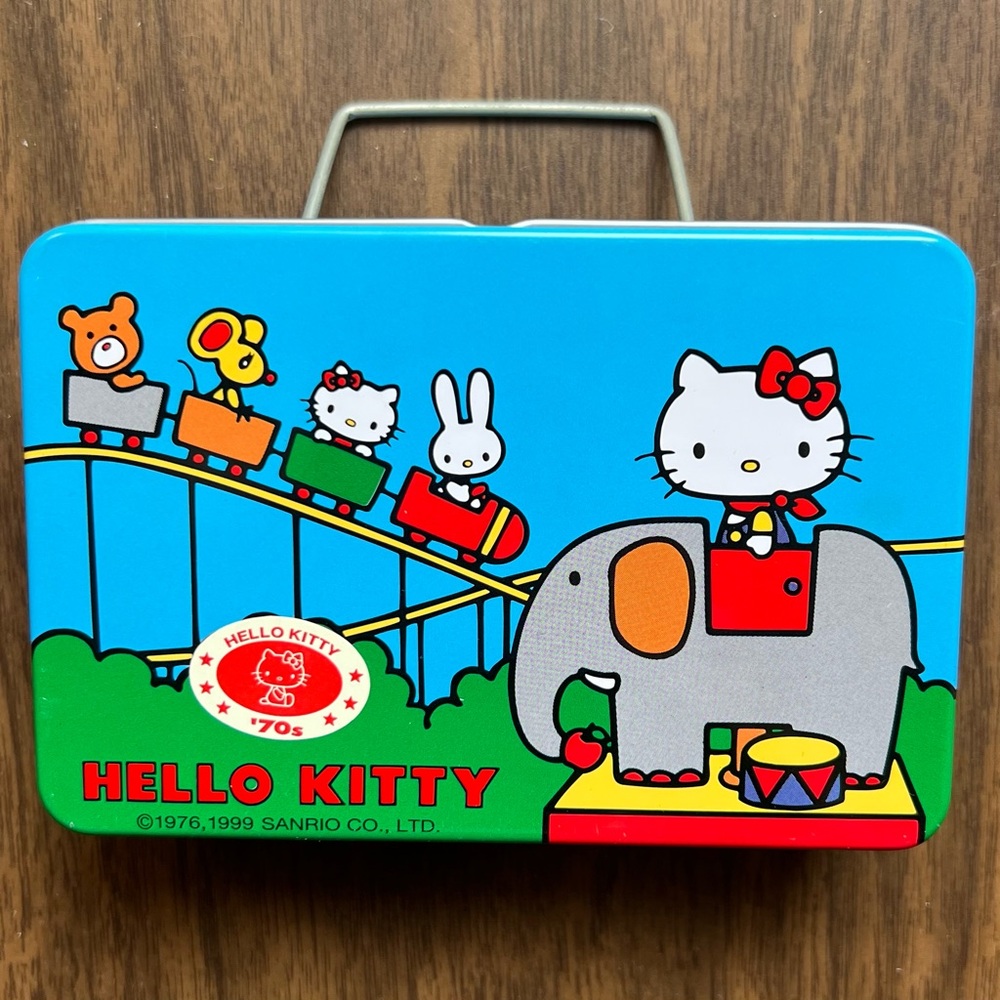 Hello Kitty 70’s Blue and Green Metal   Box - Vintage 1999